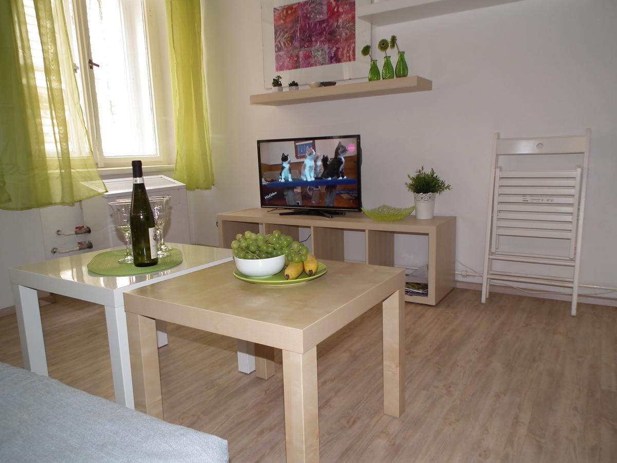 Apartment In The Centre Praag Buitenkant foto